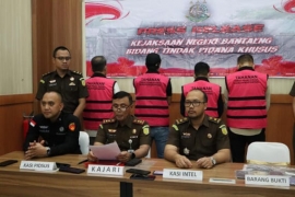 Beserta Barang Bukti, Empat Tersangka Rumdis DPRD Bantaeng Dilimpahkan ke Makassar